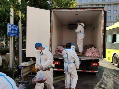 八师畜牧产业链 疫情期间全力保供保产，食品配送服务暖人心