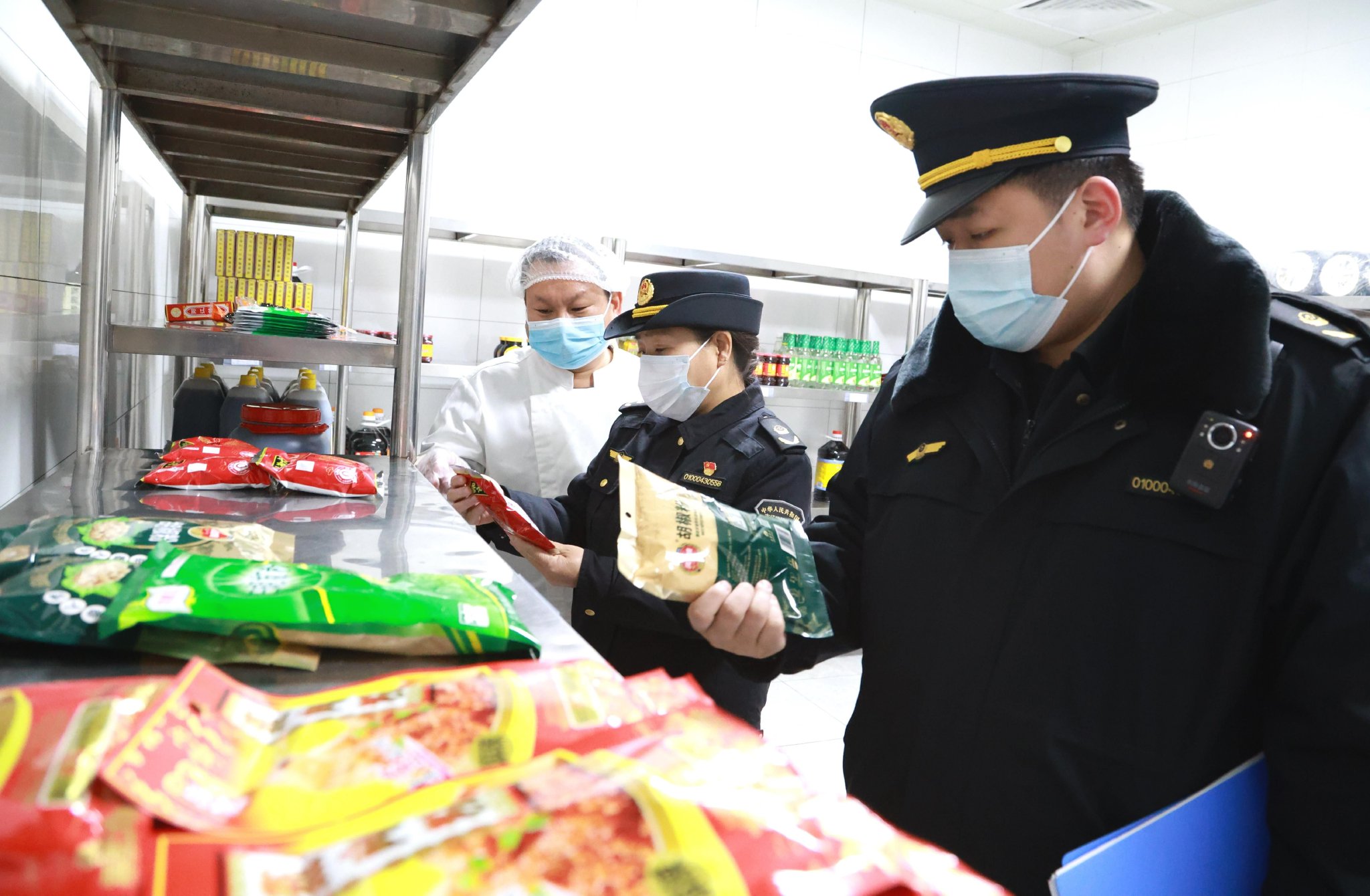 北京海淀:检查8家校园餐配送企业